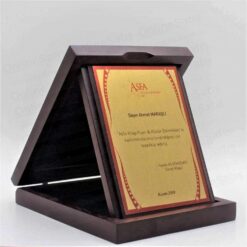 Ahşap Kutulu Katkı ve Teşekkür Plaketi 12x16 Dik