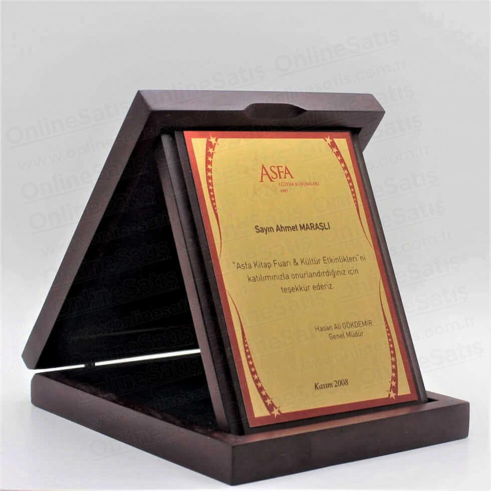 Ahşap Kutulu Katkı ve Teşekkür Plaketi 12x16 Dik 1 Ahşap Kutulu Katkı ve Teşekkür Plaketi 12x16 Dik