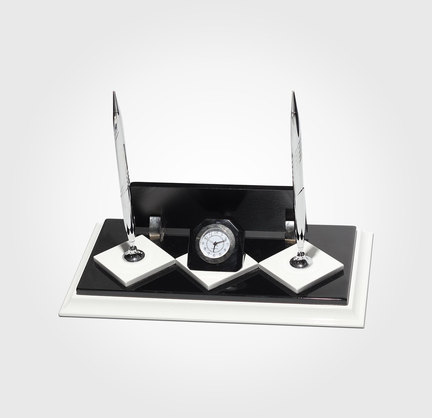 Siyah Beyaz Masa İsimliği - 6031 1 Ahsap Masa Isimlikleri Kod 6031 2