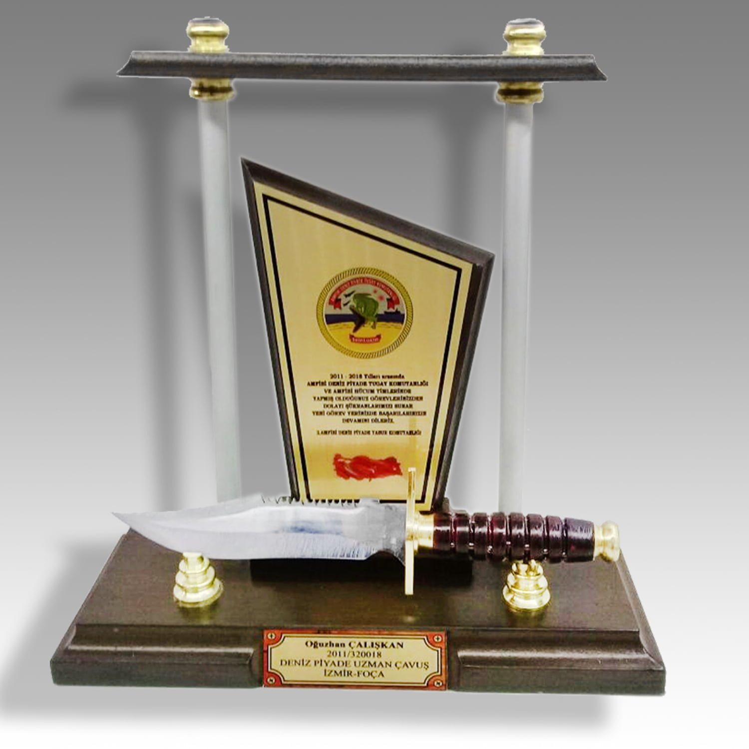 Classic Shop 77 Komando Bıçaklı Vip Ahşap Plaket ŞLT-099