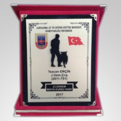 Kırmızı Kadife Asker Kurs Anısı Plaket - 15x20