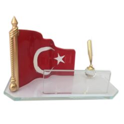 Turk Bayrakli Cam 02