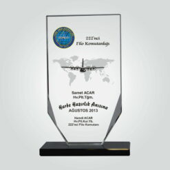 Şeffaf Kristal Cam Hizmet Anısı Plaketi