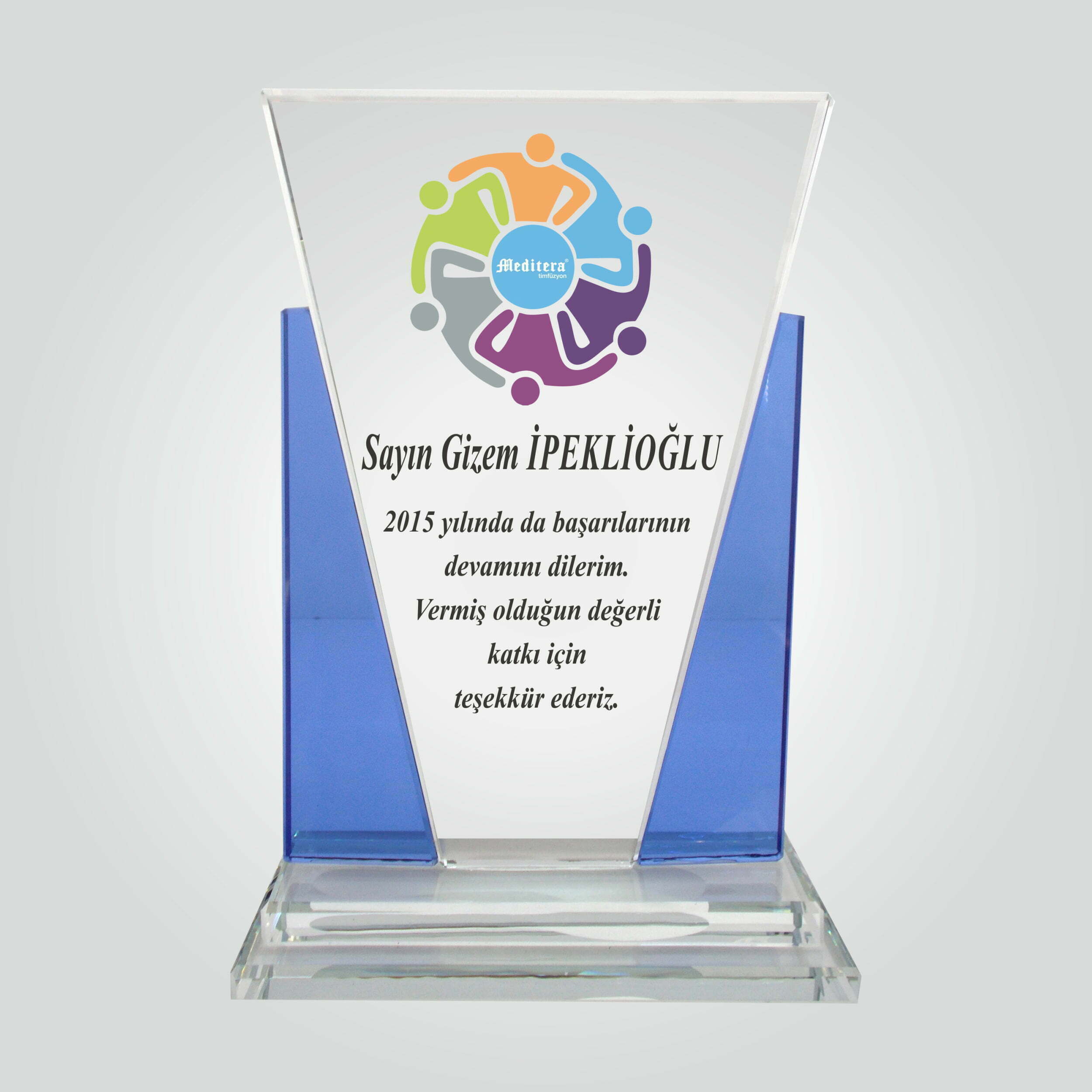 Renkli Cam Özel Kesim Kristal Başarı Plaketi 1 Renkli Cam Özel Kesim Kristal Başarı Plaketi