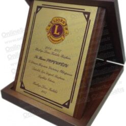 Ahşap Kutulu Plaket 15x20 Dik