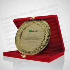 Gold Altın Renk Gül Desenli Metal Tabak Plaket