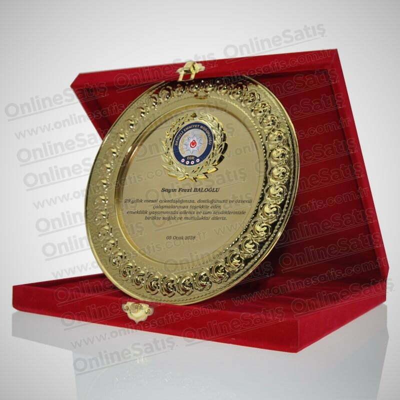 Gold Altın Renk Gül Desenli Metal Tabak Plaket 1 Gold Altın Renk Gül Desenli Metal Tabak Plaket