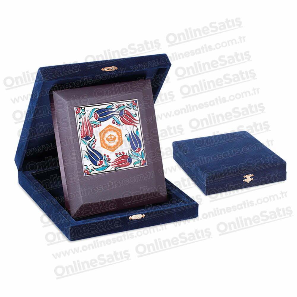 Özel Desenli Çinili Ahşap Plaket 5 Özel Desenli Çinili Ahşap Plaket