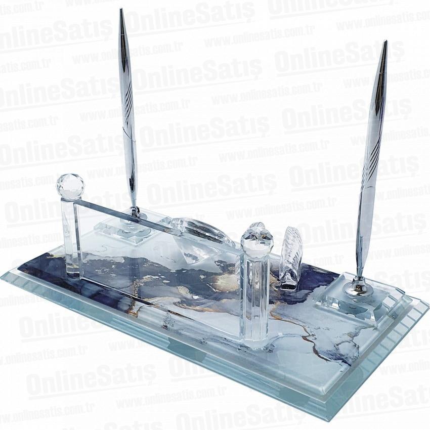 Kristal Özel Desenli Yeni Nesil Masa İsimliği - 17x30 cm 1 Kristal Özel Desenli Yeni Nesil Masa İsimliği - 17x30 cm