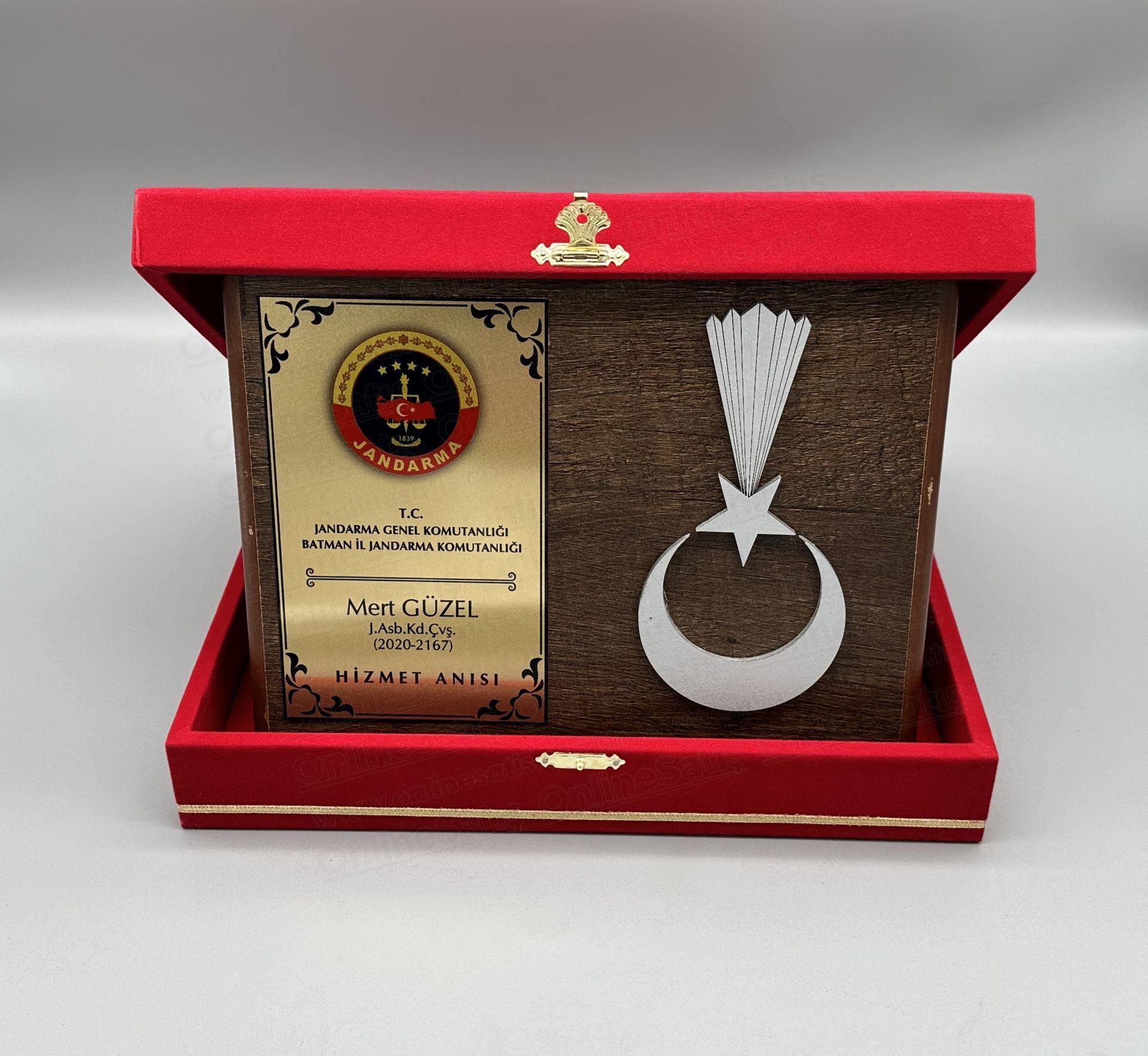 Classic Shop 87 Kutulu Jandarma Hizmet Anısı Şua Kare Ahşap Plaket