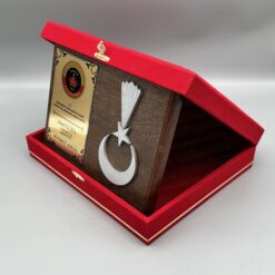 Kutulu Jandarma Hizmet Anısı Şua Kare Ahşap Plaket