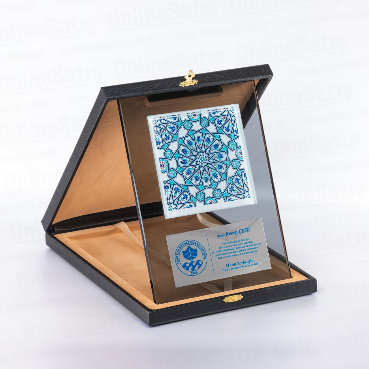 Özel Kutulu Cam Çinili Kristal Plaket PRT275 4 Ürün Görseli 3