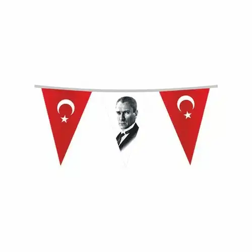 İpe Sıralı Türk-Atatürk Üçgen 20×30 cm 1 İpe Sıralı Türk-Atatürk Üçgen 20×30 cm