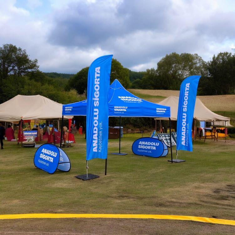 Stand Çadırı 3×3 m. (A Pano ve Yelken Bayraklı) 1 Stand Çadırı 3×3 m. (A Pano ve Yelken Bayraklı)