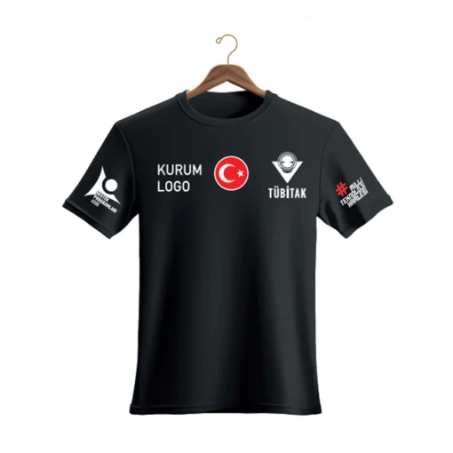 2026 Yeni Yönetmenlik Siyah Tişört