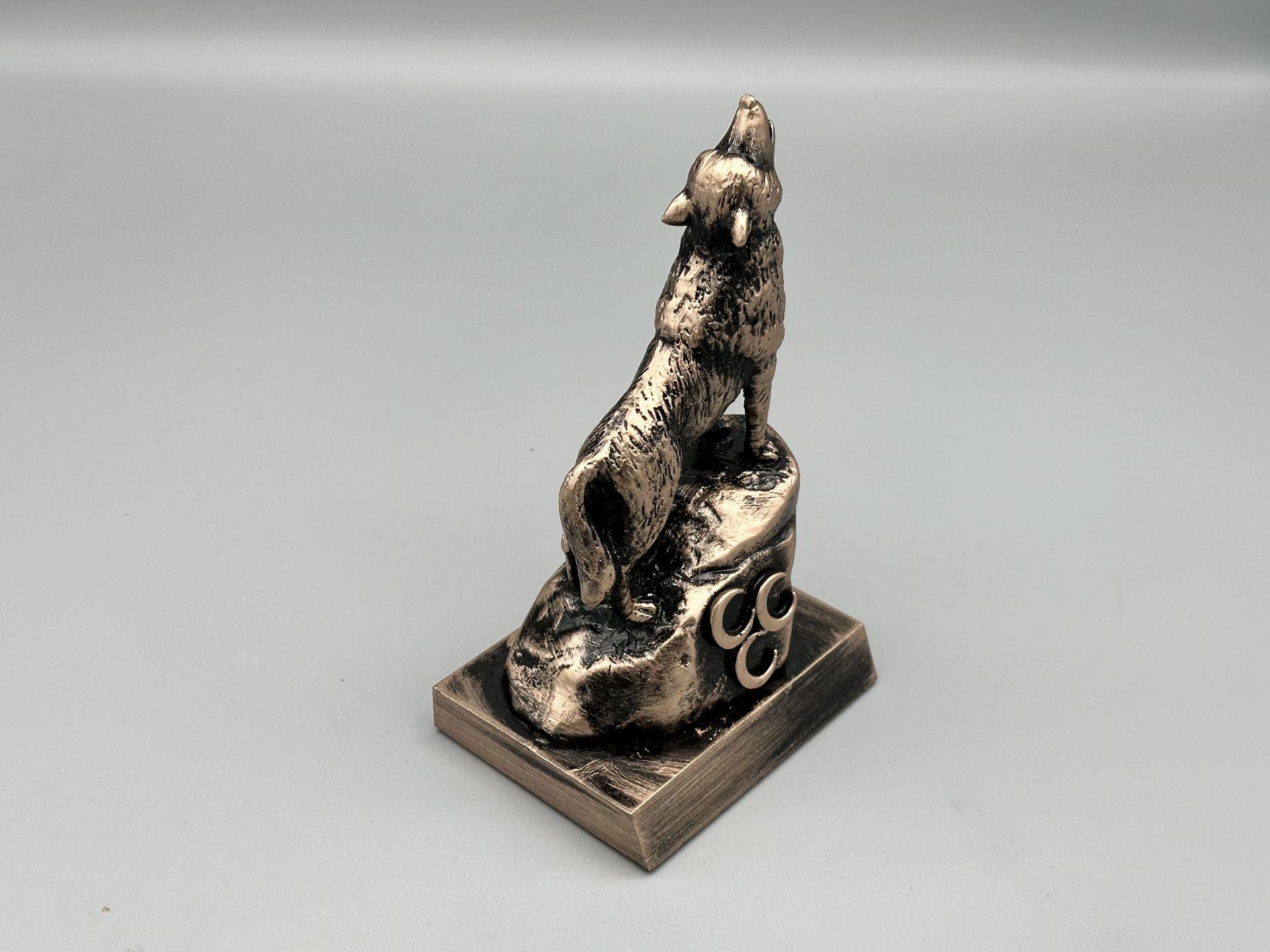 Ülkücü Bozkurt Heykeli 18 cm 2 Ülkücü Bozkurt Heykeli 18 cm