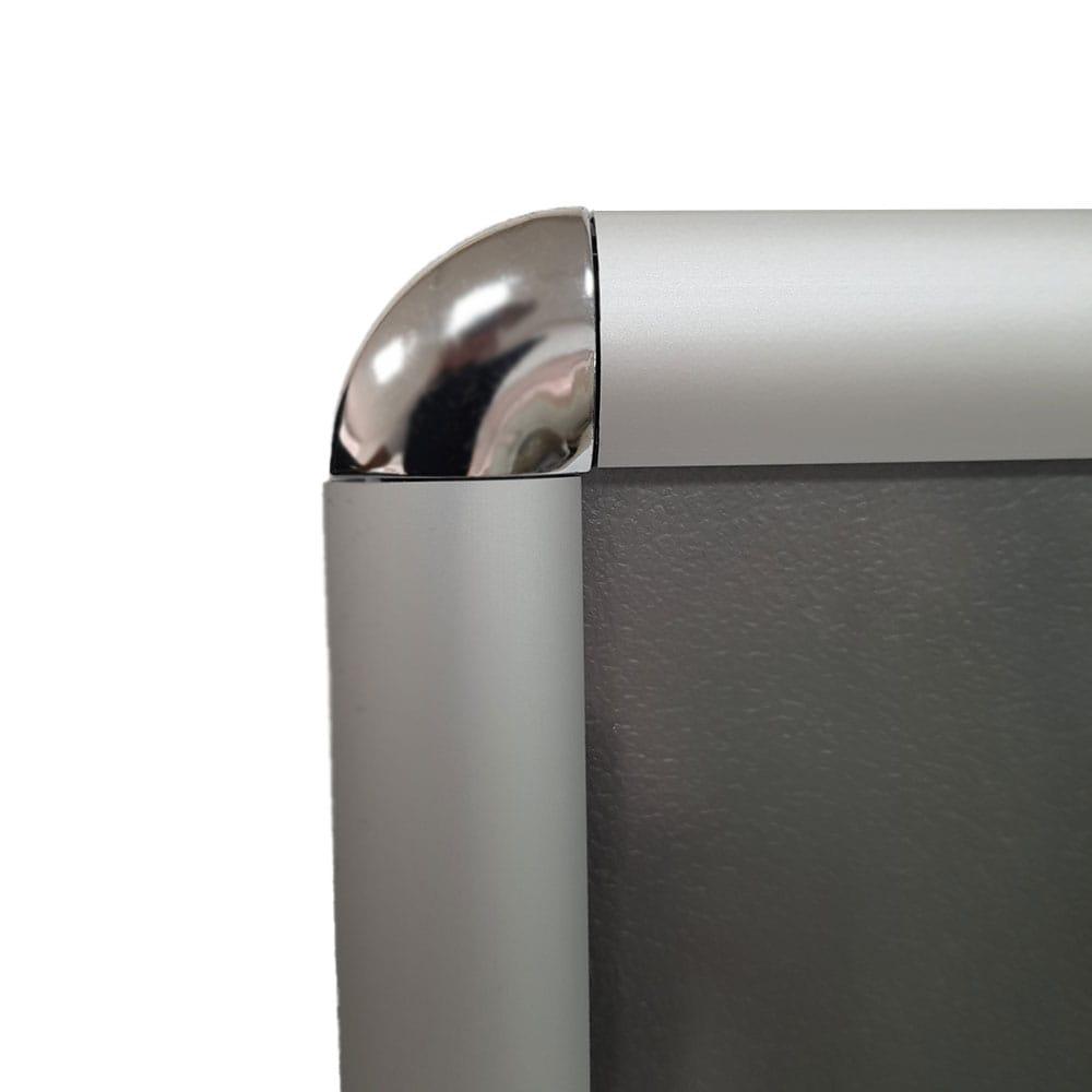 A4 Alüminyum Çerçeve Rondo Köşe (21x30cm) – Eko 6 A4 Alüminyum Çerçeve Rondo Köşe (21x30cm) – Eko