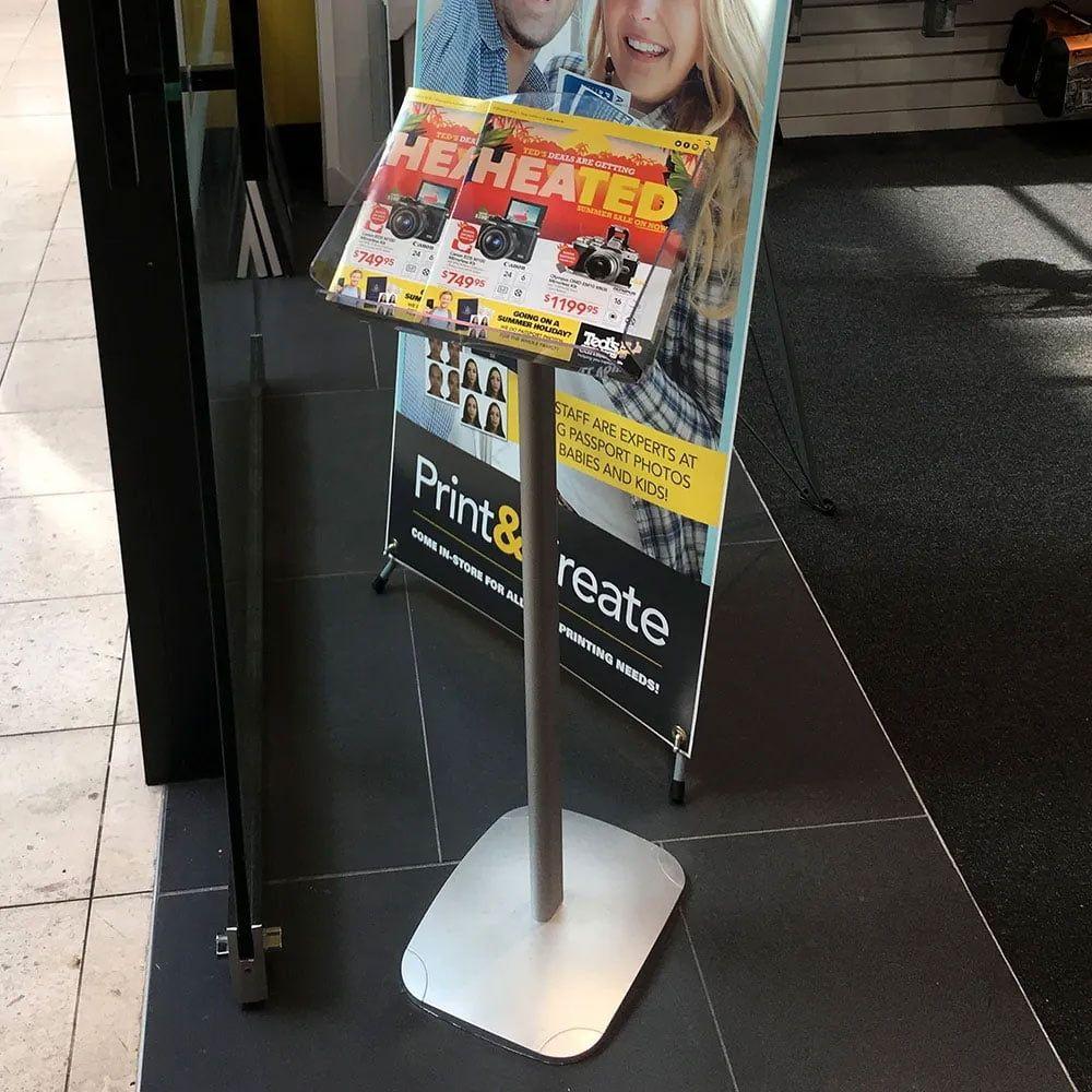 Dekoratif Broşür Standı A3 Yatay 3 Dekoratif Broşür Standı A3 Yatay