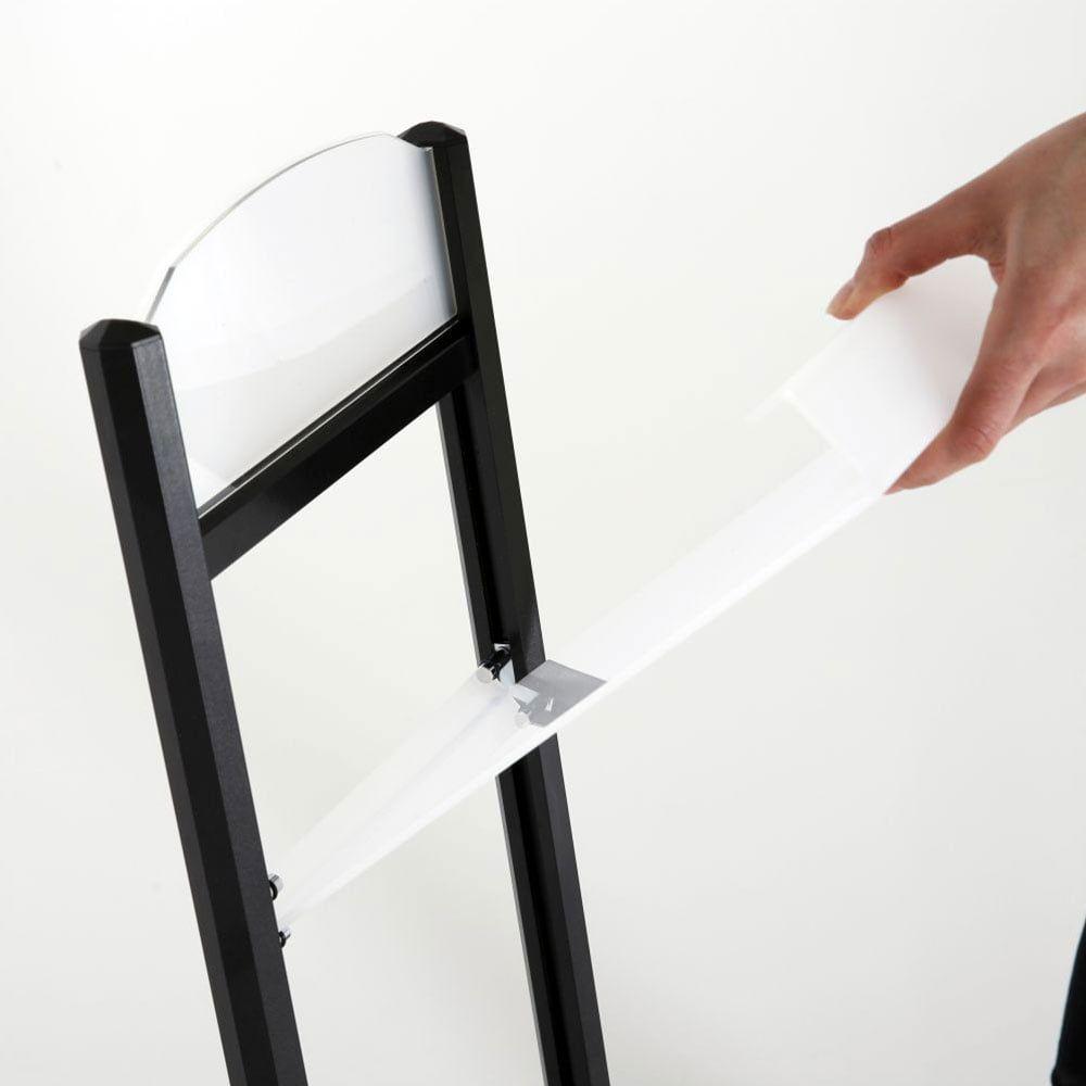 Rapid Broşür Stand 3xA4 – Siyah 8 Rapid Broşür Stand 3xA4 – Siyah