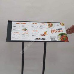 Restoran Önü Metal Menü Panosu 3xA4 10 Restoran Önü Metal Menü Panosu 3xA4